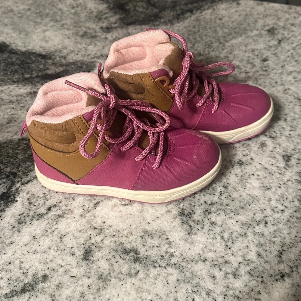 OshKosh B'gosh Pinkish Purple and‎ Tan Boots Toddler Girl Size 9